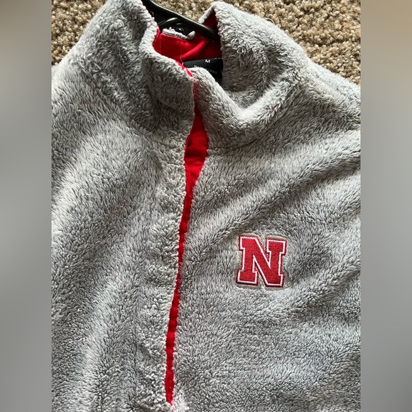 Colosseum Nebraska Quarter Button-Up - Picture 2 of 5